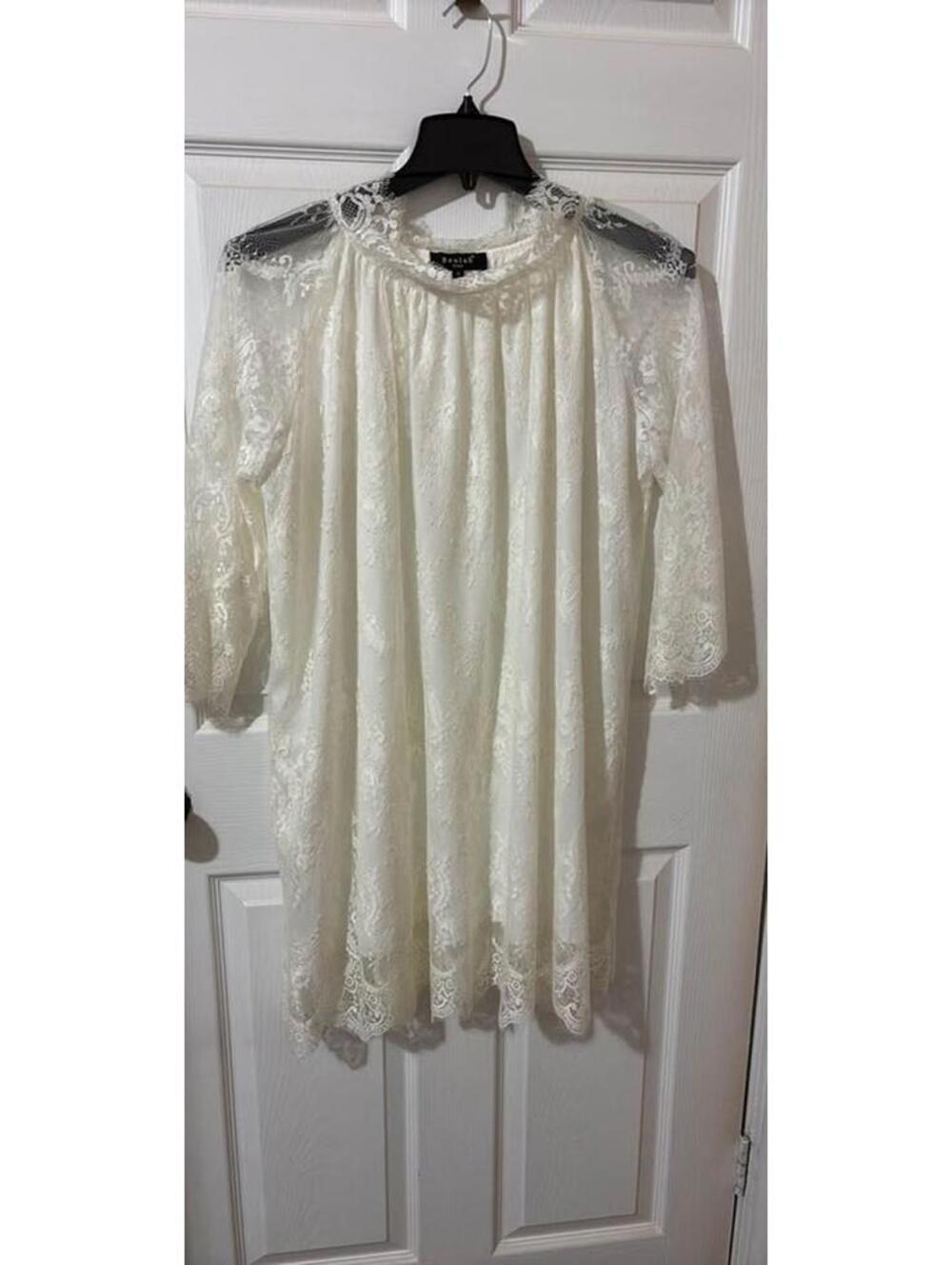 Beulah Style White Lace Dress, Size M